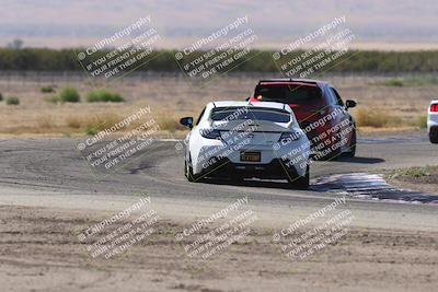 media/Oct-04-2025-OnGrid (Sat) [[44bd565ffa]]/Purple Group/Grapevine/